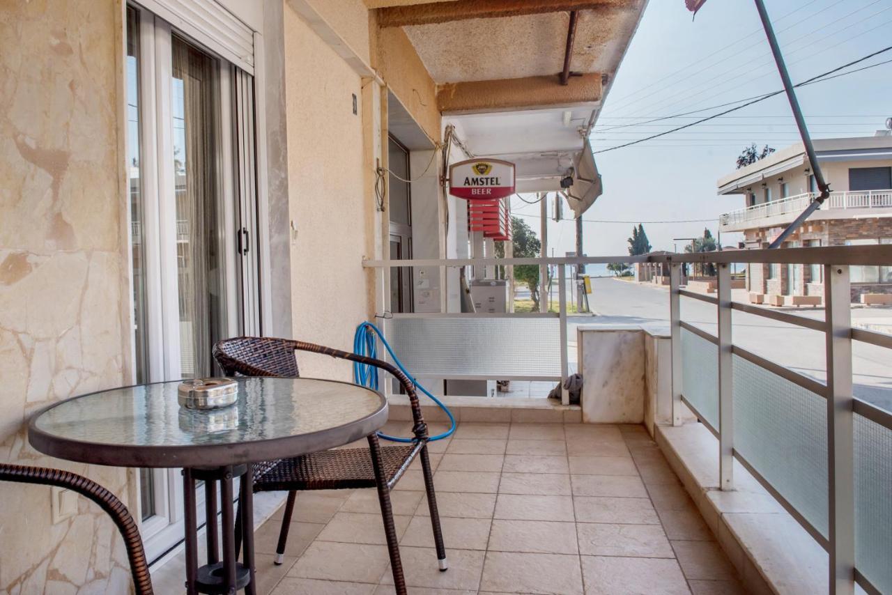 Savvas Apartment Nea Plagia Exterior photo